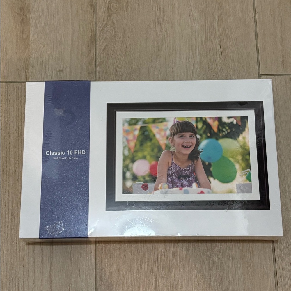 Digital photo frame